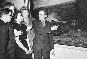 Hoyland (second from right) with fellow Sheffield School of Art students and tutor Eric Jones (right) at Graves Art Gallery, Sheffield, c1953